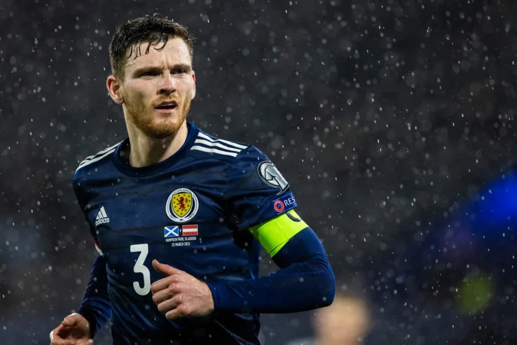 蘇格蘭隊的靈魂人物無疑是隊長,左後衛安德魯・羅伯森(Andrew Robertson)。/金享娛樂城