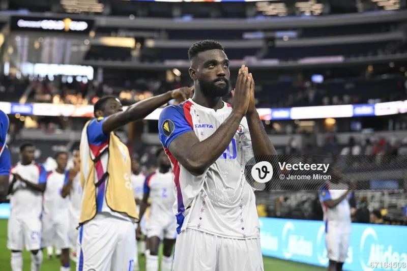 弗朗茨迪・皮埃羅(Frantzdy Pierrot)負責海地的進攻銜接以及主攻責任。/金享娛樂城