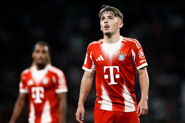 Lennart Kar在球場上展現出超齡的沉著冷靜(photo:bavarianfootballworks)/金享娛樂城