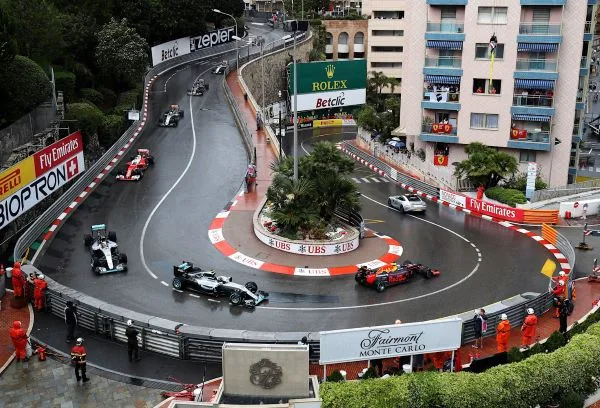 大酒店髮夾彎(photo:F1官網)/金享娛樂城