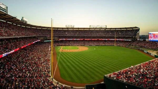Angel Stadium(photo:MLB官網)/金享娛樂城