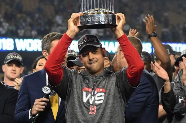 Alex Cora率領紅襪拿下世界大賽冠軍Mike Trout&大谷翔平(photo:MLB官網)/金享娛樂城